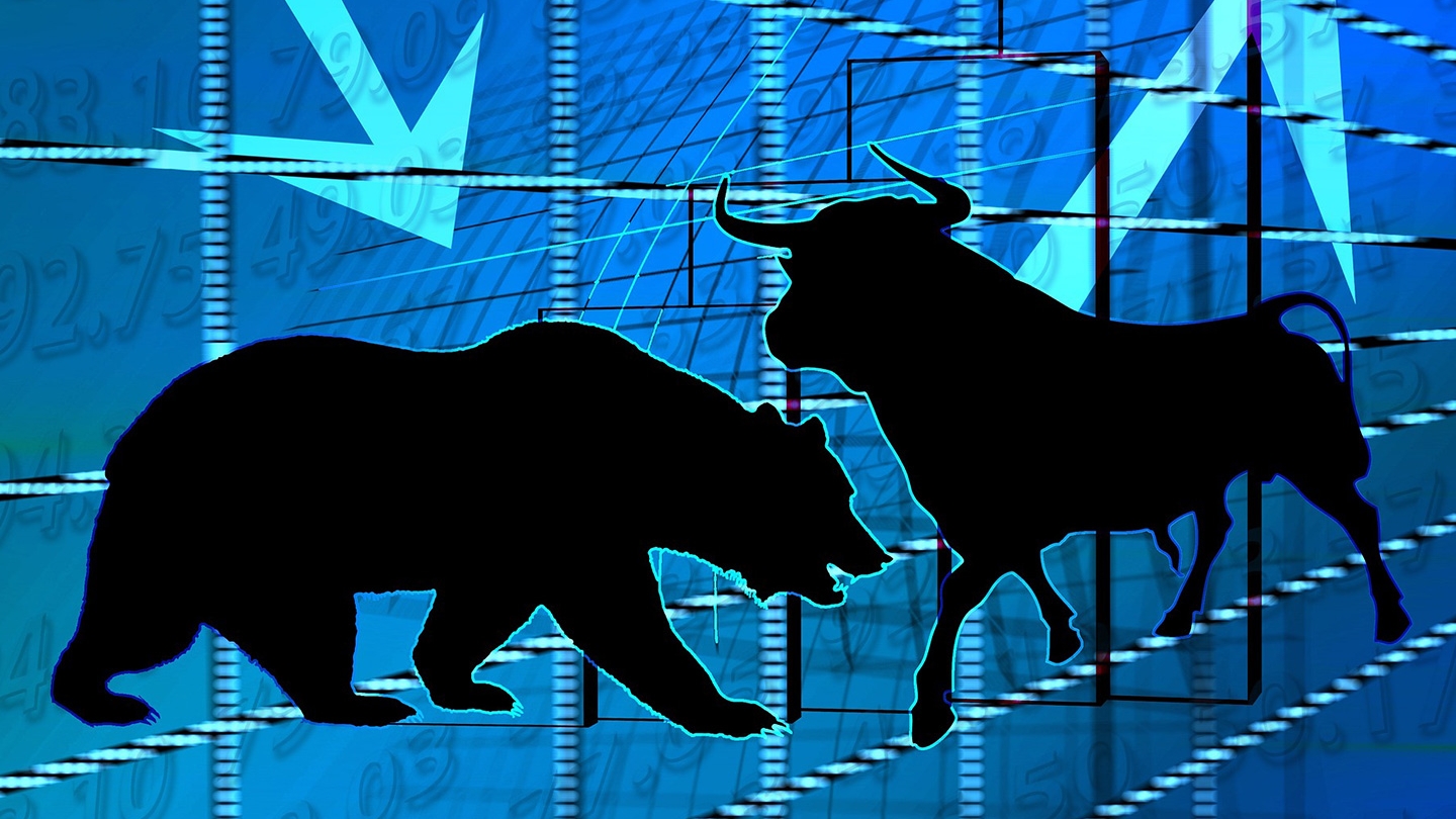 Bitcoin Shorts Take on 87% of Futures Liquidations as BTC Crosses $30K